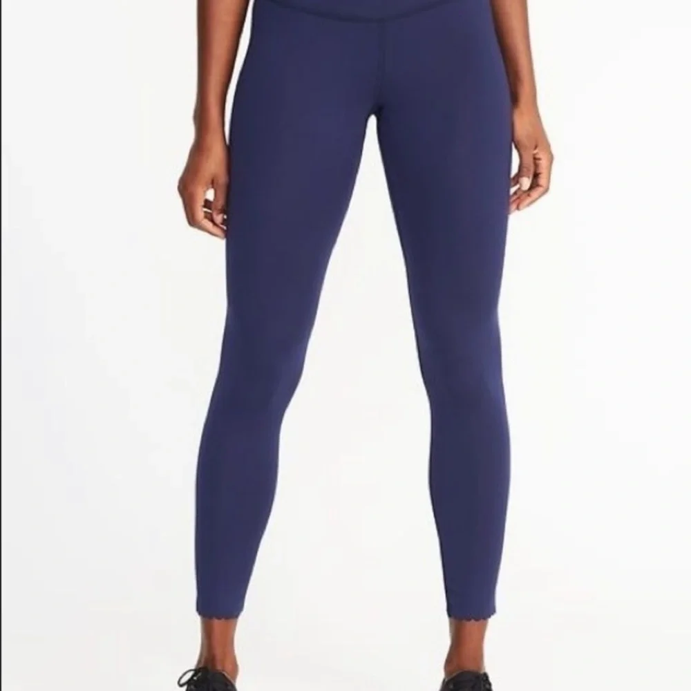Small Scallop legging - Picture 1 of 6